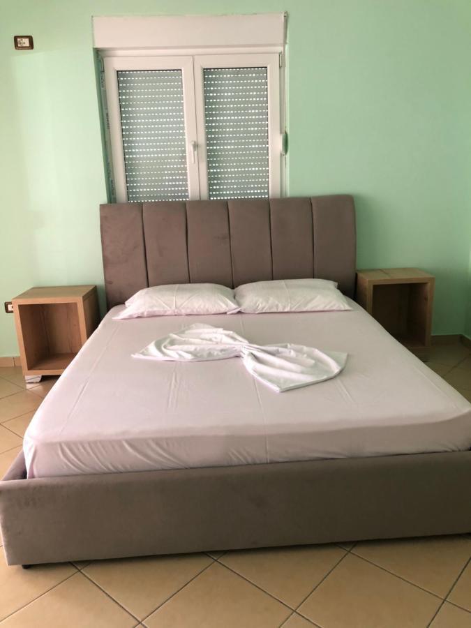 Lungomare apartment Vlorë Esterno foto