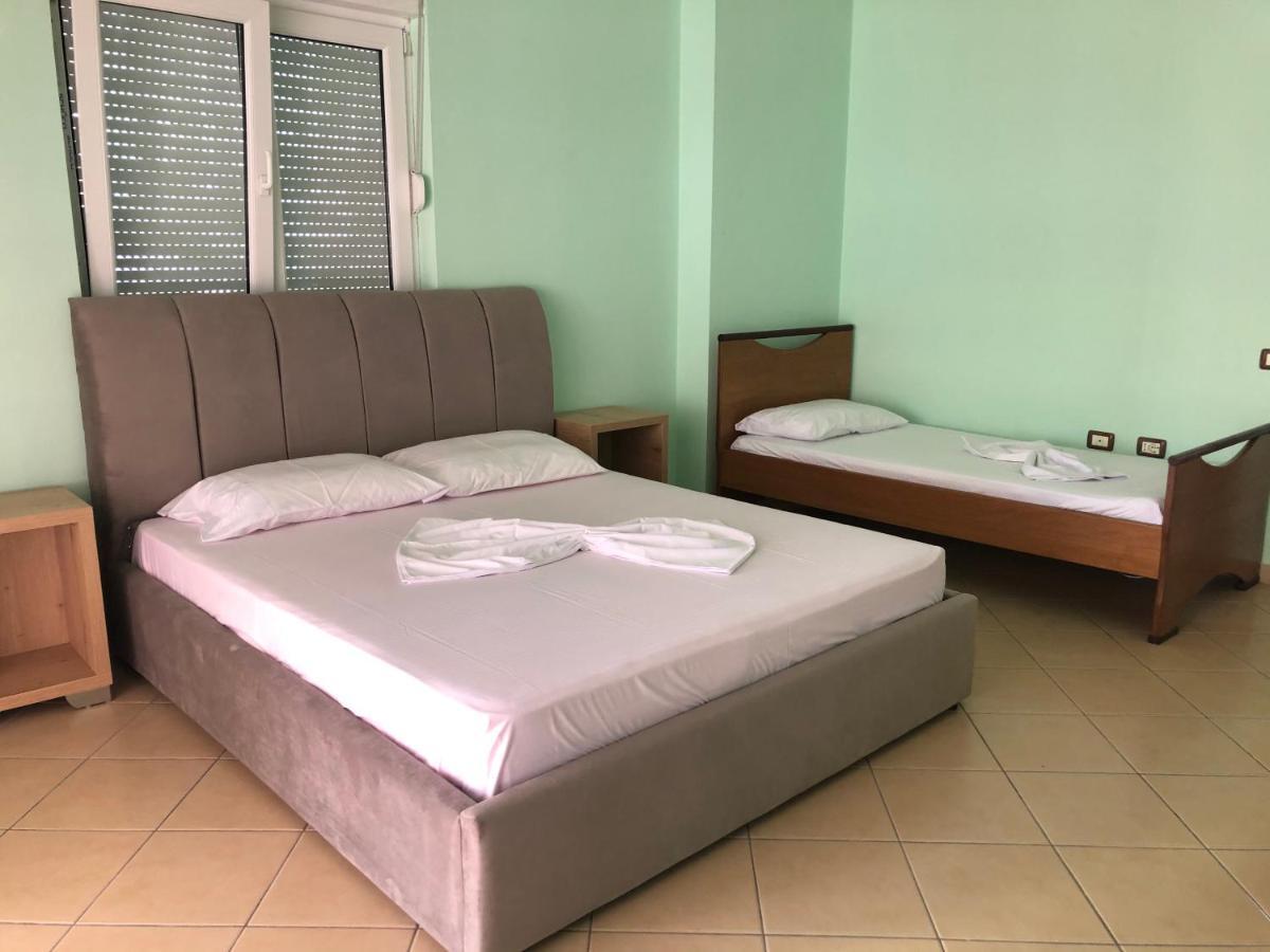 Lungomare apartment Vlorë Esterno foto